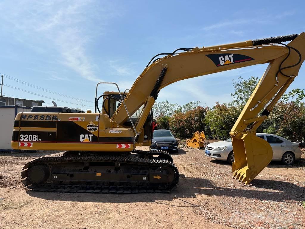 CAT 320 B Crawler excavators