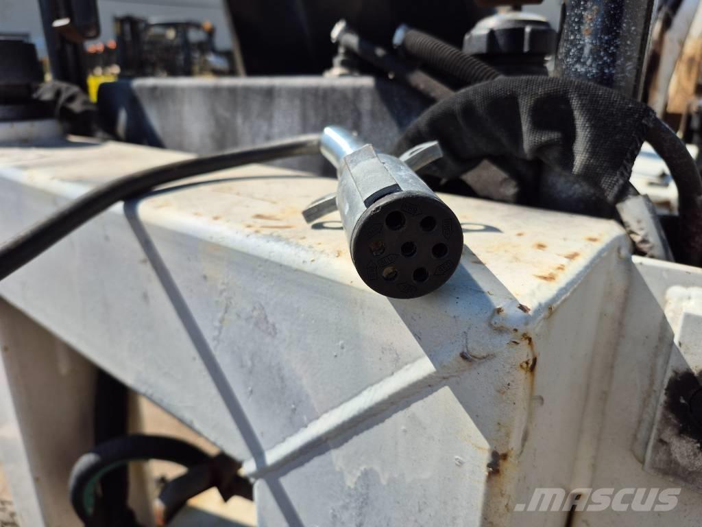  R.H.&M. GF6LM Backhoe loaders