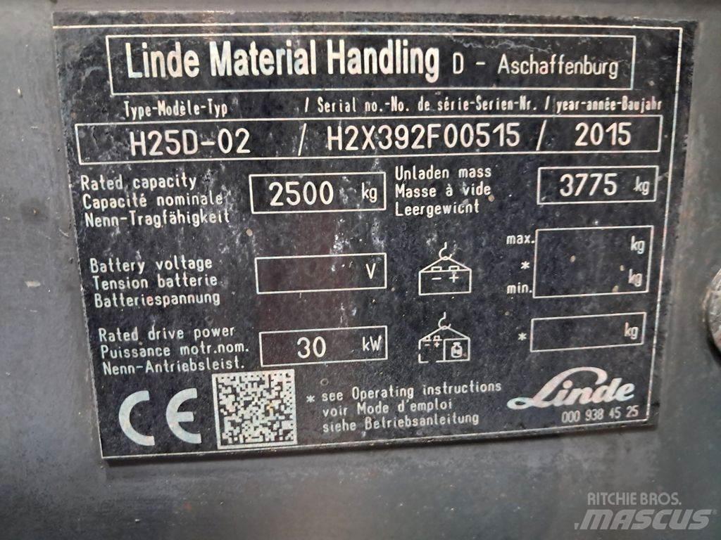 Linde H25D-02 Diesel trucks