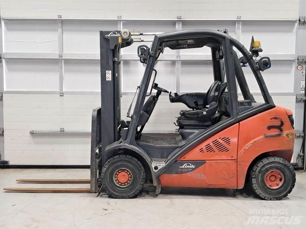 Linde H25D-02 Diesel trucks