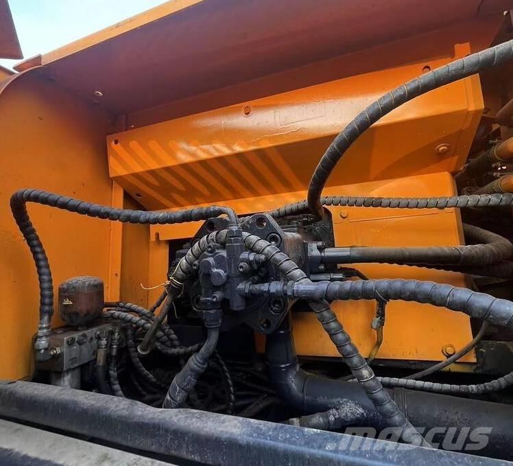 Hyundai R330LC-9T Crawler excavators