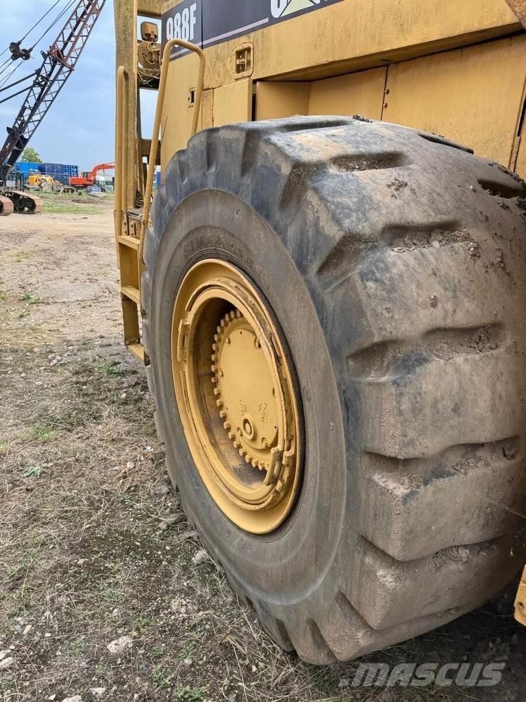 CAT 988F Wheel loaders