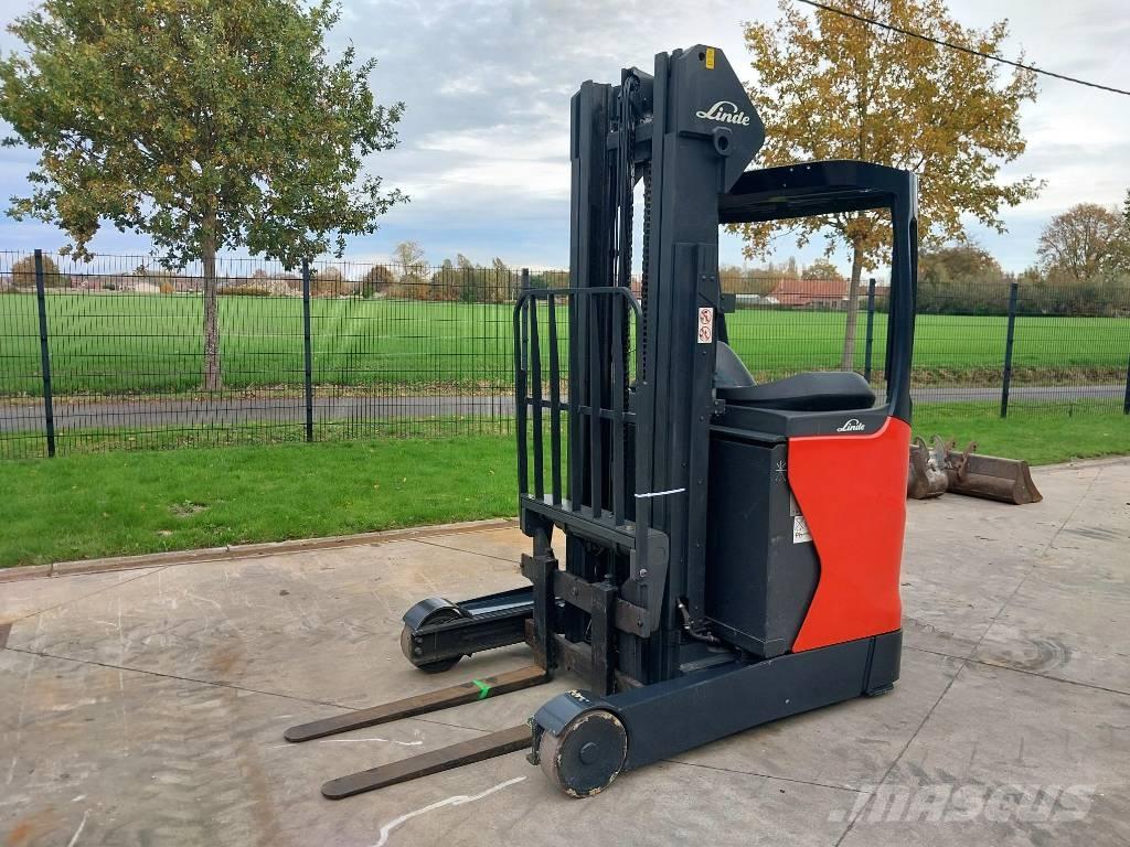 Linde R16-01 Reach trucks