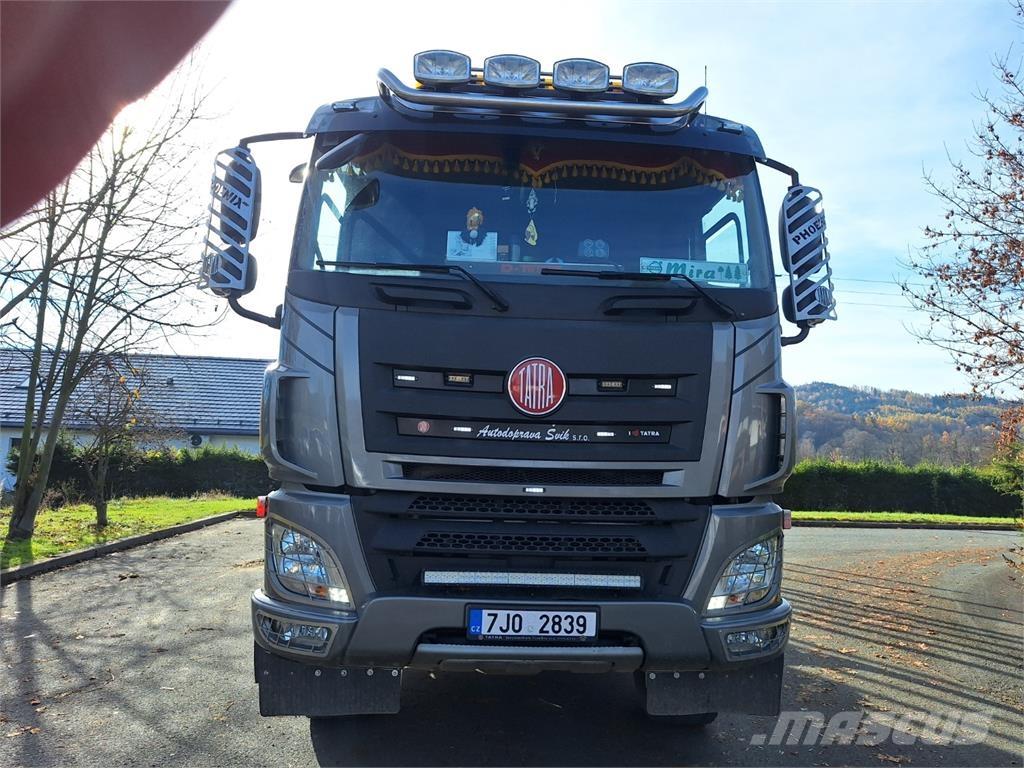 Tatra 8P6R33 Tractor Units