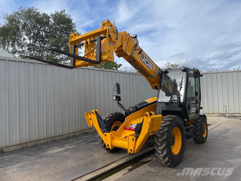 JCB 530-110 Hi Viz Telescopic handlers
