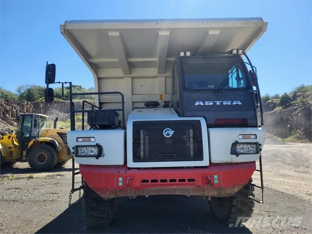 Astra RD32 Tipper trucks