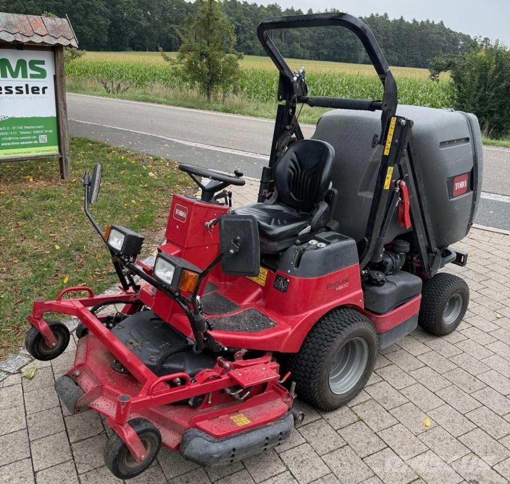 Toro PRO Line H 800 Stand on mowers