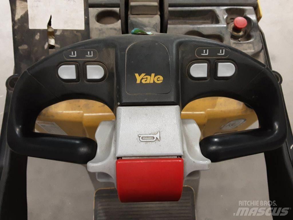 Yale MP20X Low lifter with platform
