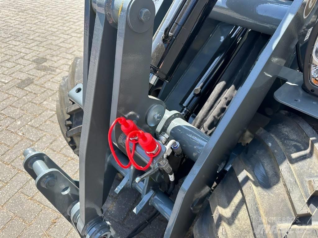 GiANT G 1500 HD Multi purpose loaders