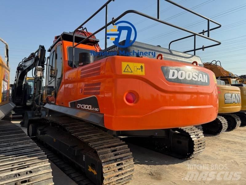 Doosan DX 300LC-9C Crawler excavators