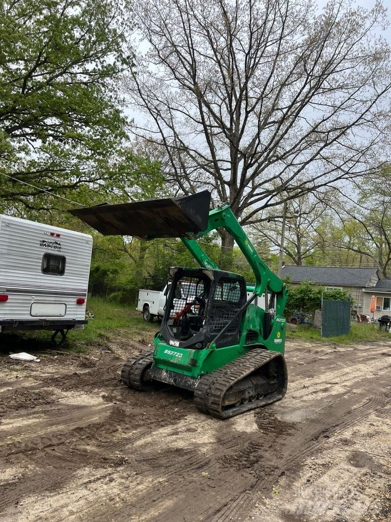 Bobcat T740 Skid steer loaders