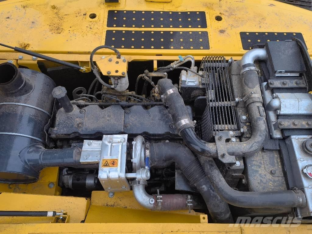 Komatsu PC 220-8 Crawler excavators