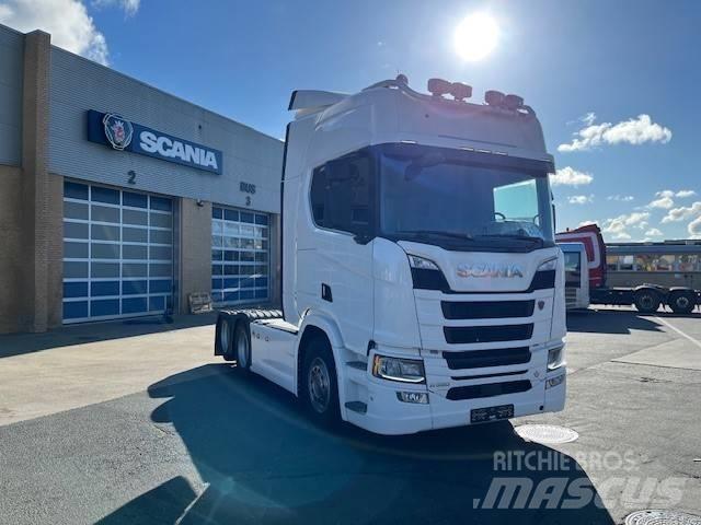 Scania R 590 Tractor Units