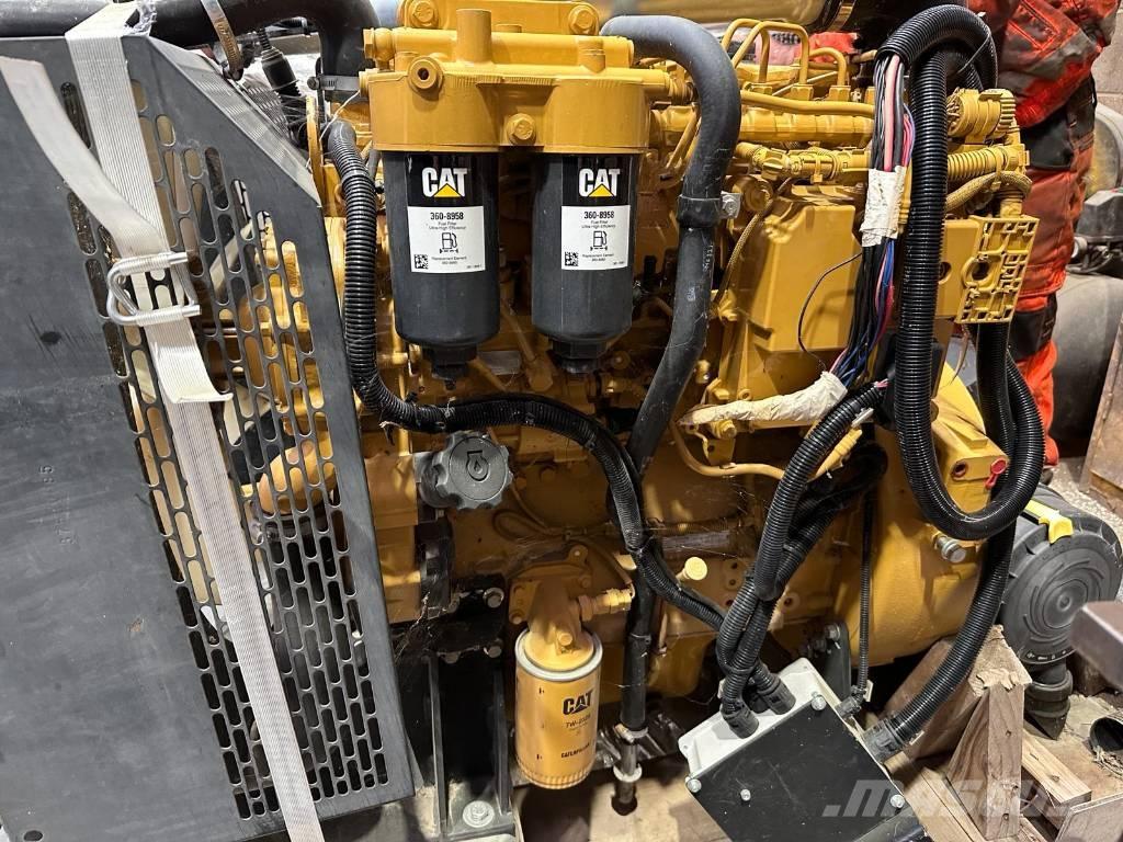CAT C4.4 Engines