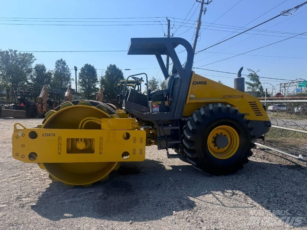 Bomag BW 211 P D-3 Single drum rollers