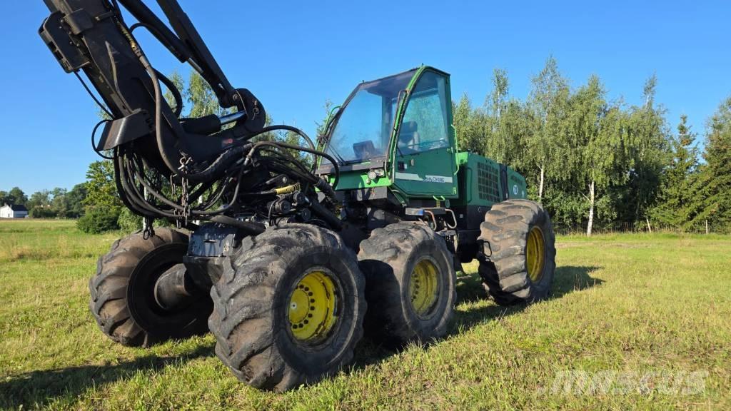 John Deere 1470 D Harvesters