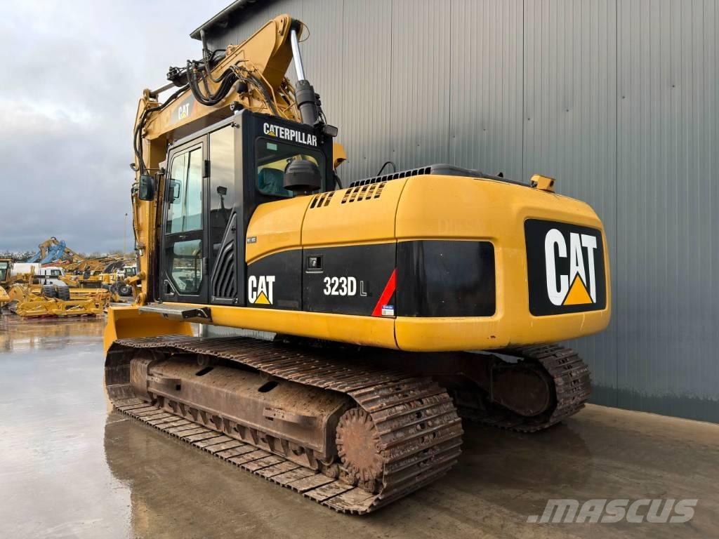 CAT 323D L Crawler excavators