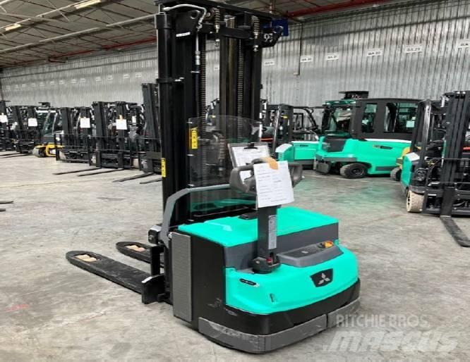 Mitsubishi SBP16N3I Pedestrian stacker