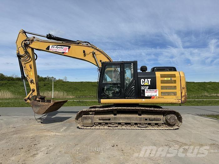 CAT 323FL Crawler excavators