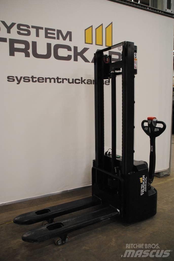 Hangcha CDD10 Pedestrian stacker