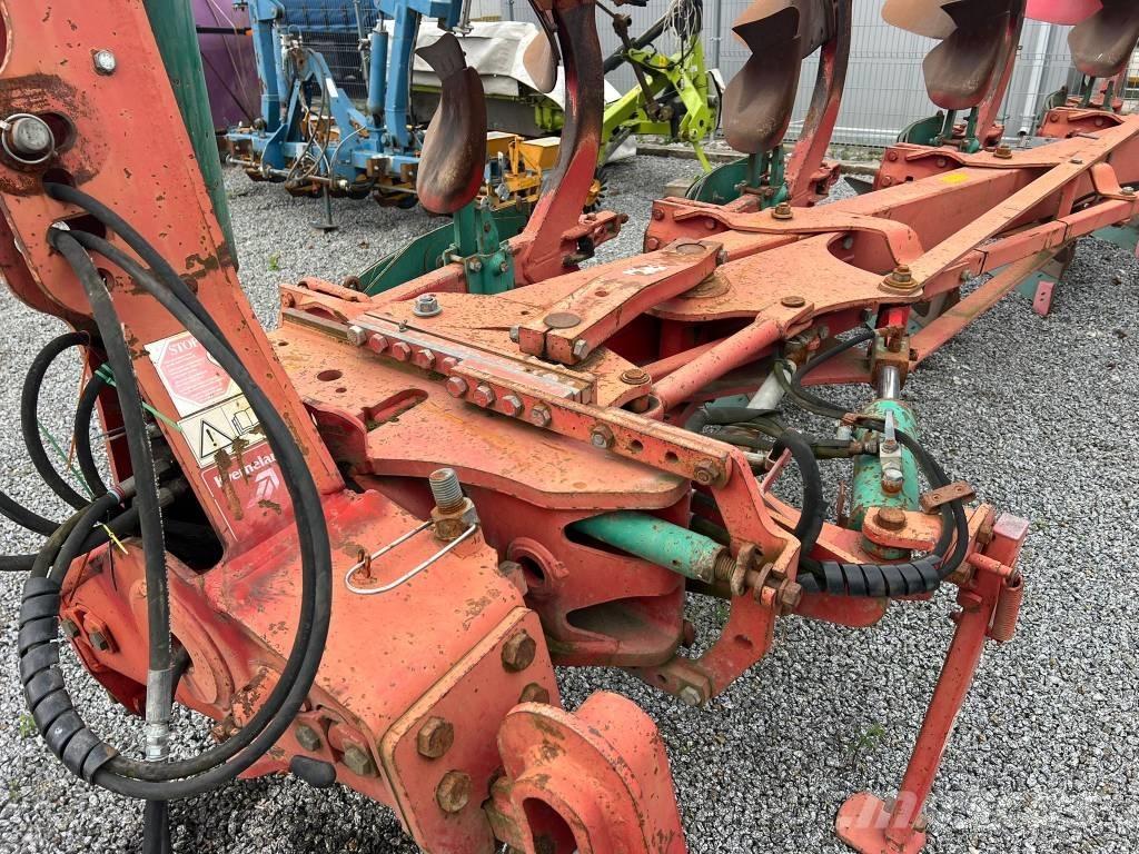 Kverneland EG100 Conventional ploughs