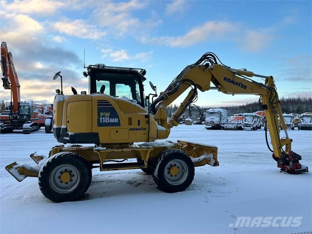 Komatsu PW118MR-8 Wheeled excavators