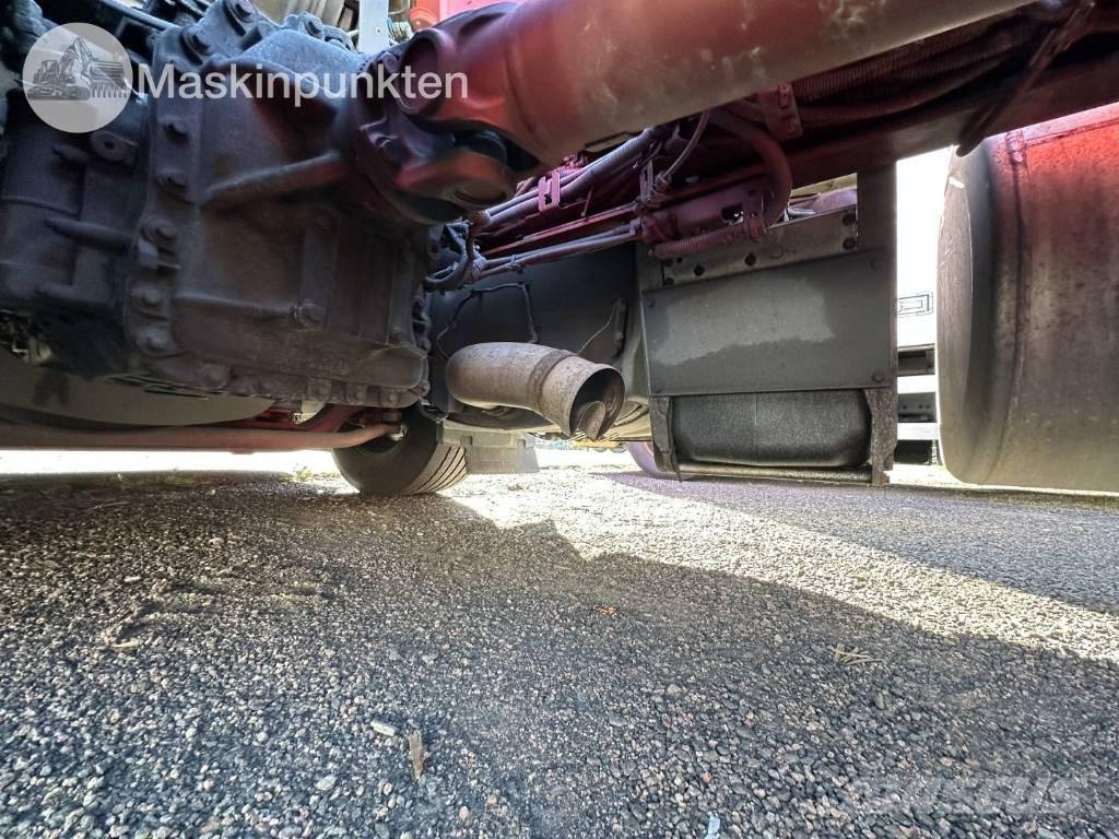 Volvo FH 16 Chassis Cab trucks