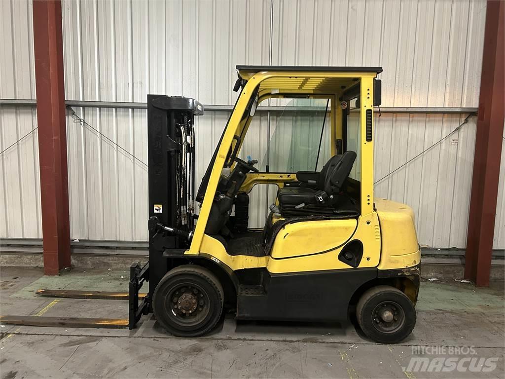 Hyster H2.0XT Diesel trucks