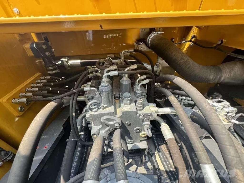 XCMG XE 300 GK Crawler excavators