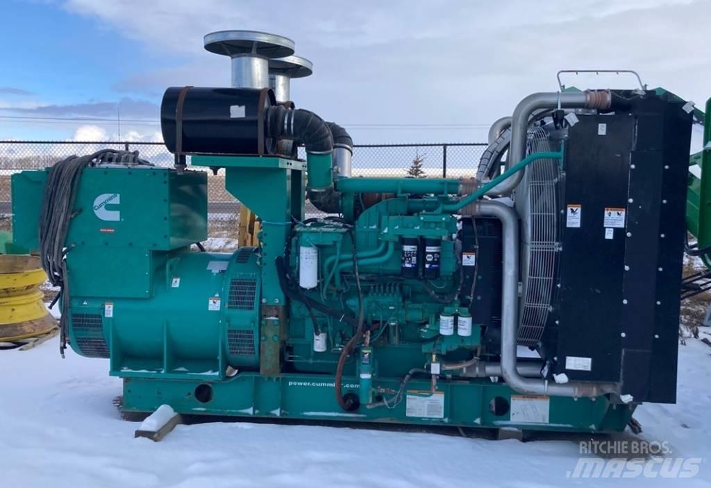 Cummins QST30G5 Diesel Generators