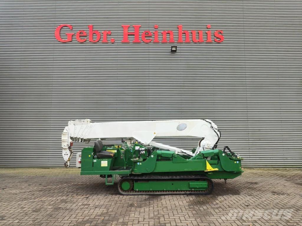 Unic URW 706 CDE Tracked cranes