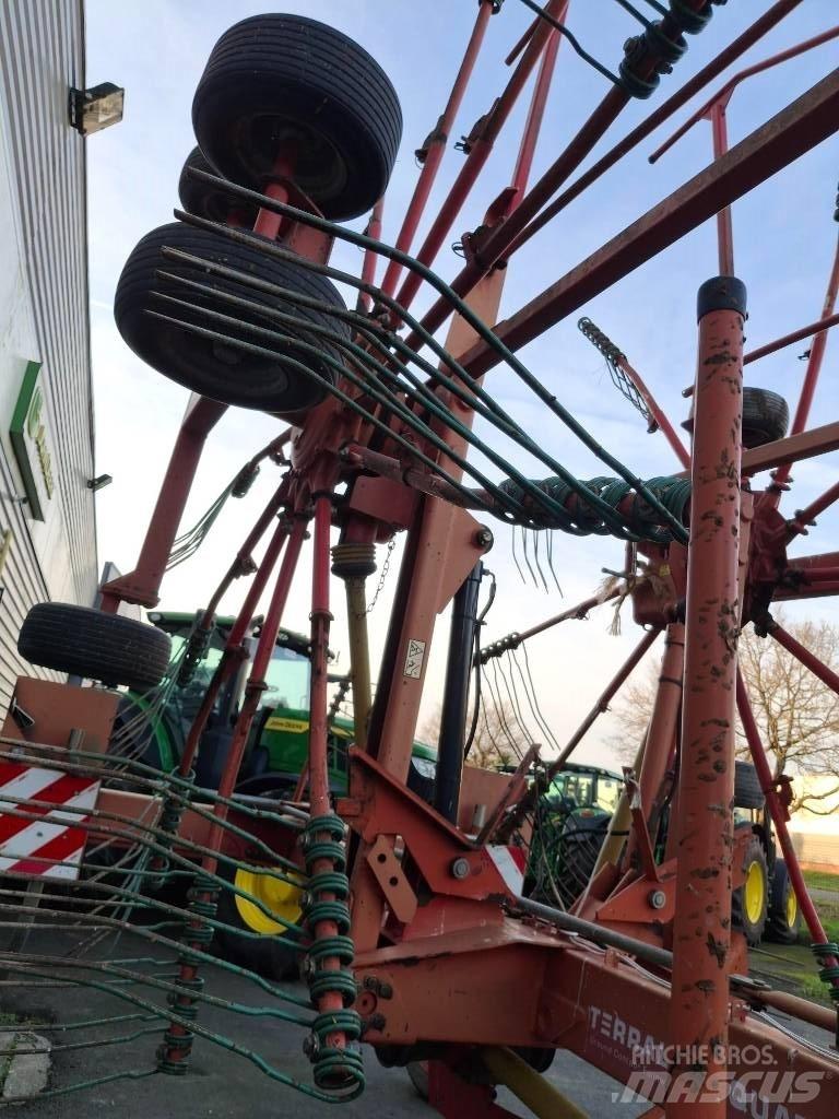 Kverneland 9070 C Windrowers