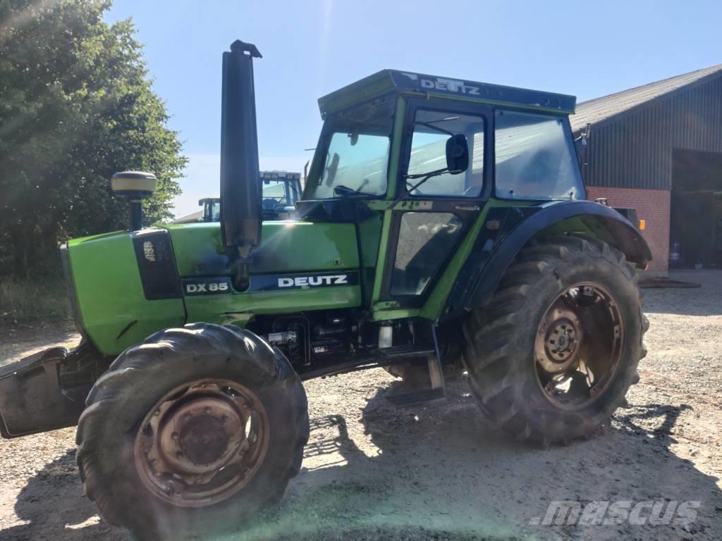 Deutz DX 85 ALLRAD Tractors