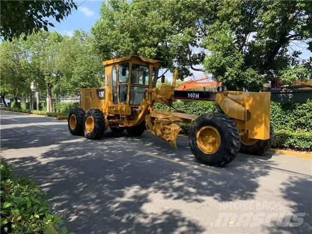 CAT 140H Graders