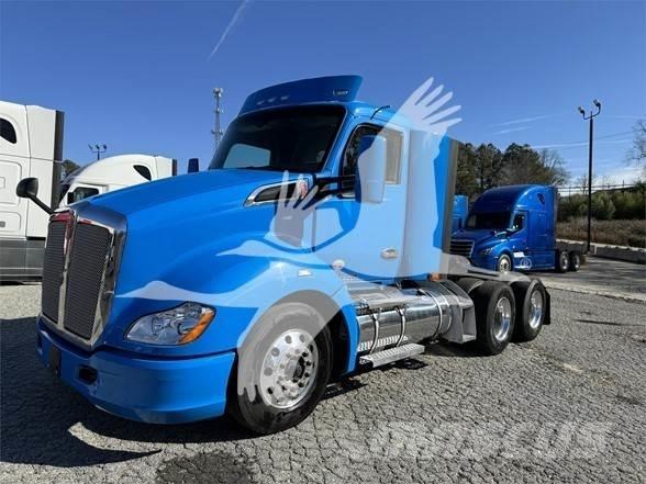 Kenworth T680 Tractor Units