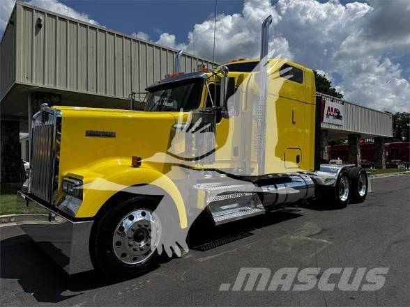 Kenworth W900 Tractor Units
