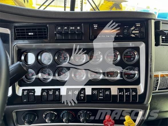 Kenworth W900 Tractor Units