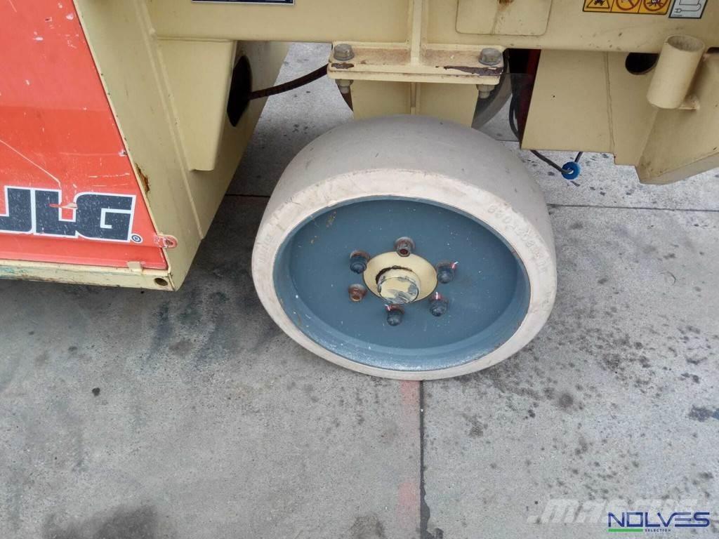 JLG 180-12 Scissor lifts