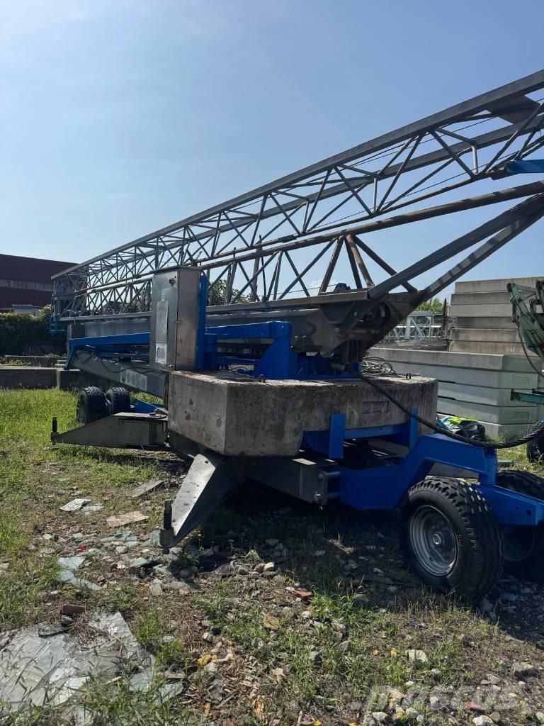 Fari FH 25.01 Self erecting cranes