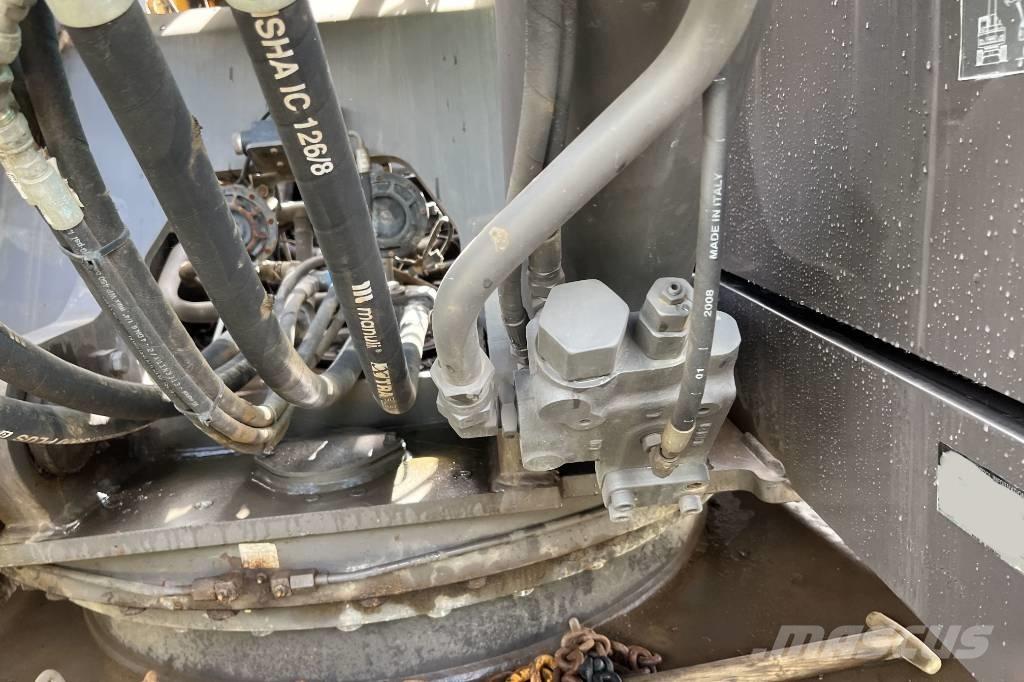 Volvo EC 240 C N L Crawler excavators