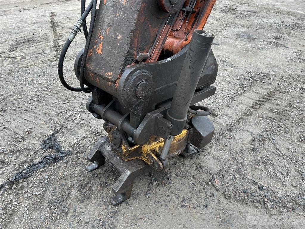 Hitachi ZX210LC-3 Crawler excavators