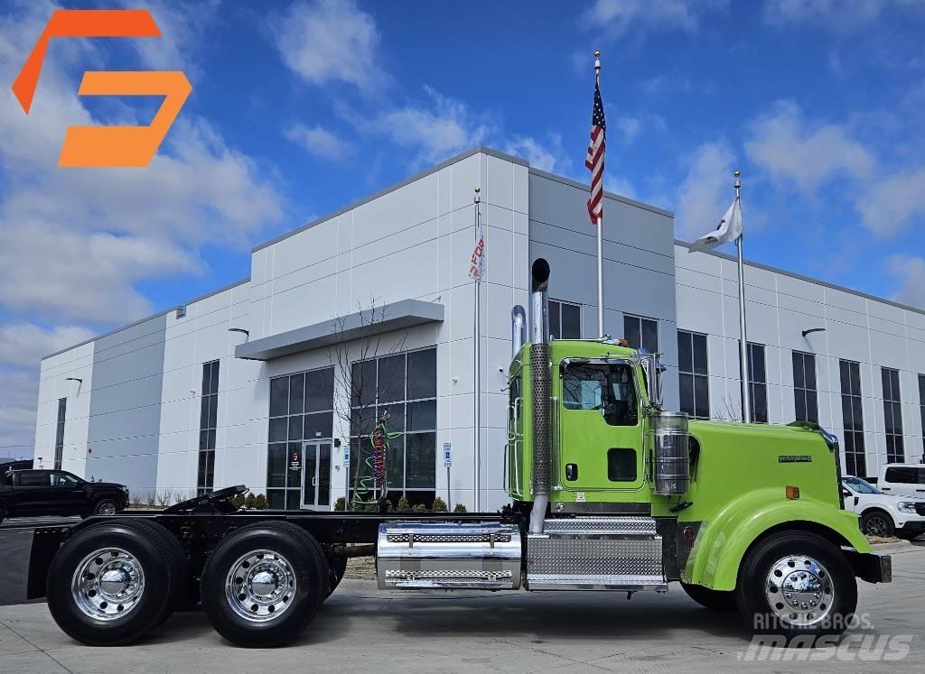 Kenworth W900 Tractor Units