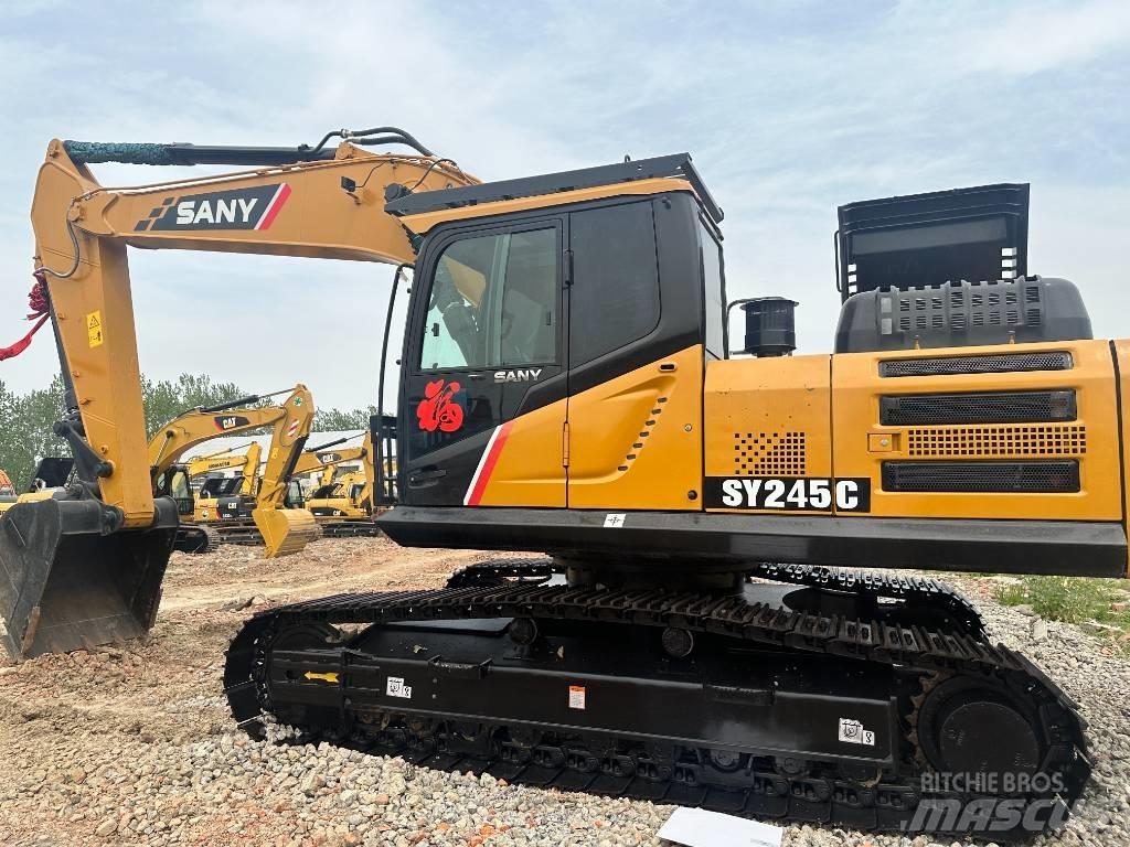 Sany SY245C Midi excavators  7t - 12t