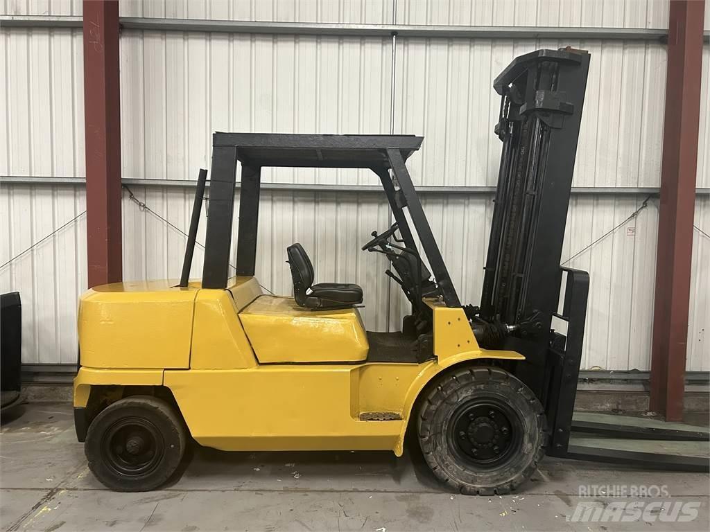 CAT DP50K Diesel trucks