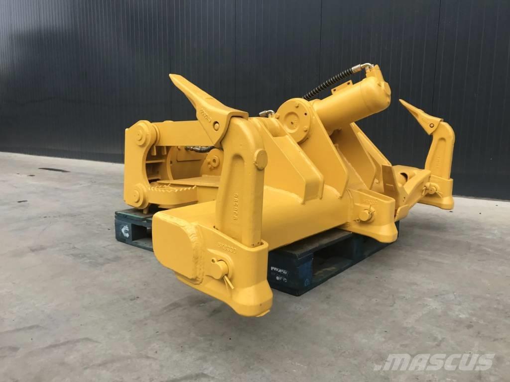 Komatsu D41 Scarifiers