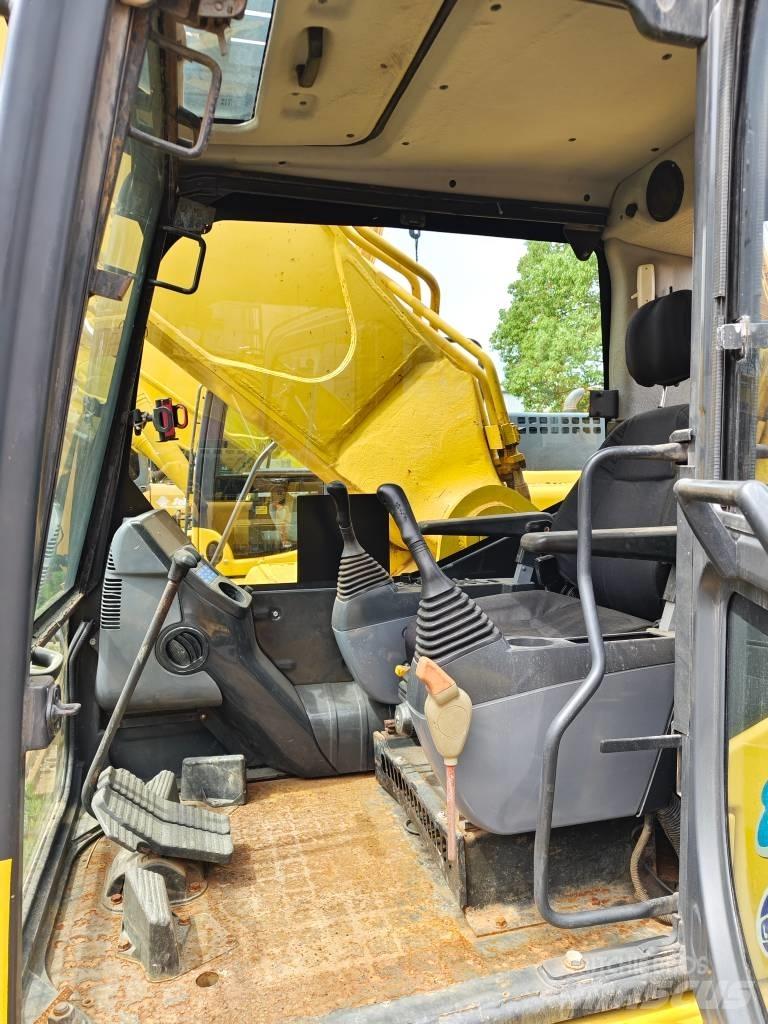 Komatsu PC 400-8 Crawler excavators