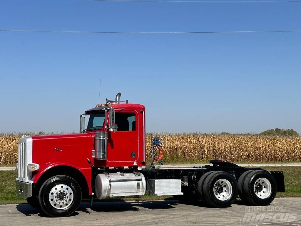 Peterbilt 389 Tractor Units