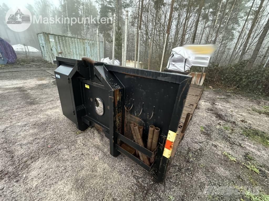 Sisu Maskinflak Demountables