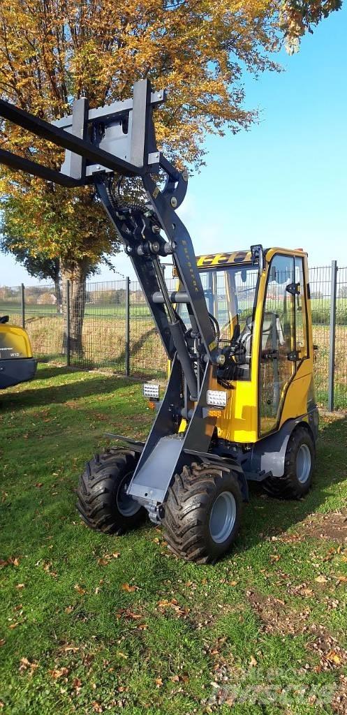 Eurotrac W11 Front loaders and diggers