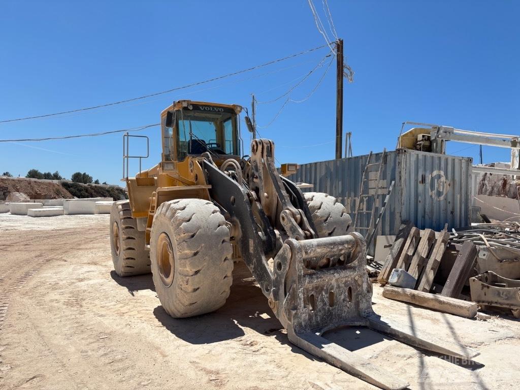 Volvo L 220 E Wheel loaders
